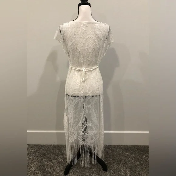 Abary Lace Cover Up - Picture 5 of 5